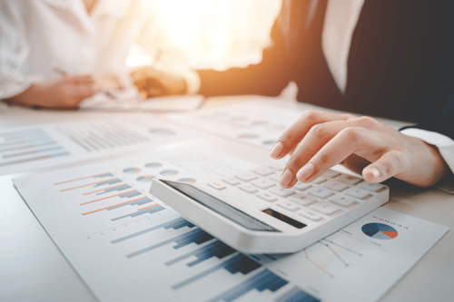 Ahorra brindando estas 7 prestaciones ...