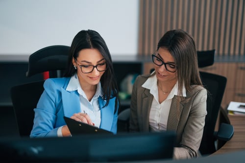 Código de vestimenta empresarial: Tipos y ...