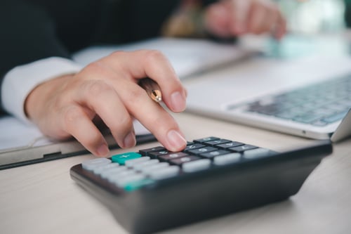 ¿Cómo se calcula la nómina de un empleado? ...