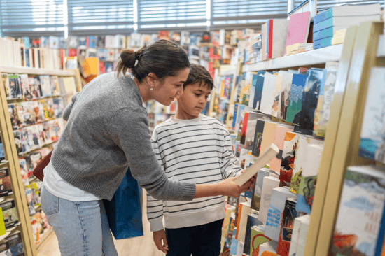 ¿Con qué tarjetas puedo pagar útiles escolares?