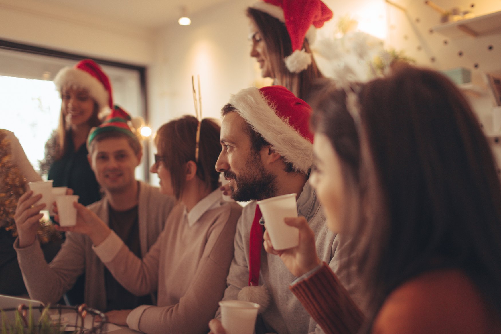 20 ideas para la cena de Navidad en empresas: creatividad, unión y propósito